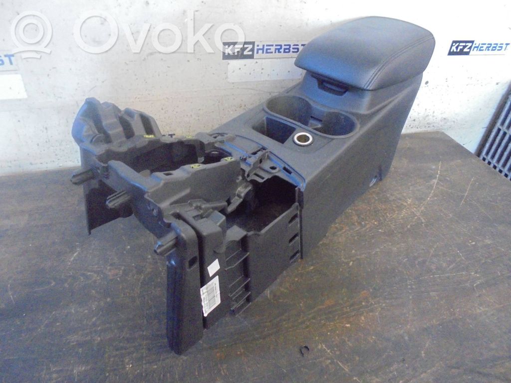 Center console   1835225,1835225,MITTELARMLEHNE,1835225,BM51A045M62CR35B8,MITTELARMLEHNE