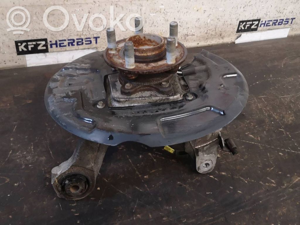 Ford Galaxy Aizmugurē riteņa rumbas vārpstas šarnīrs (stupica, capfa) 