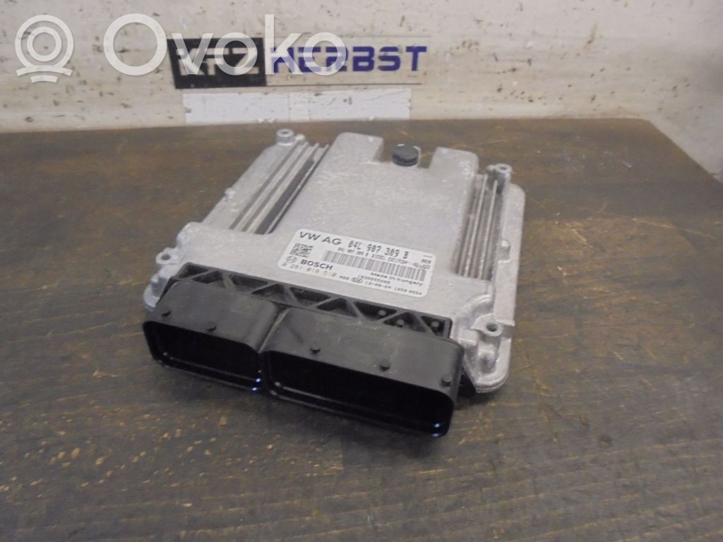 Volkswagen Golf VII Engine control unit/module 