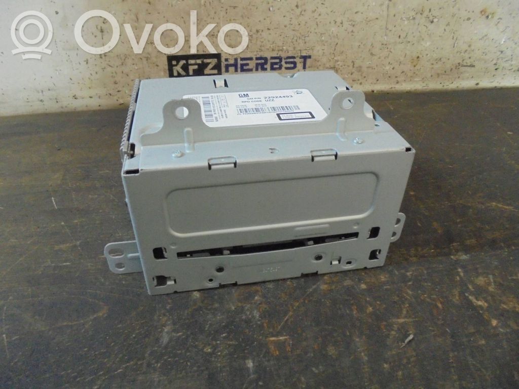 Opel Insignia A Stacja multimedialna GPS / CD / DVD 