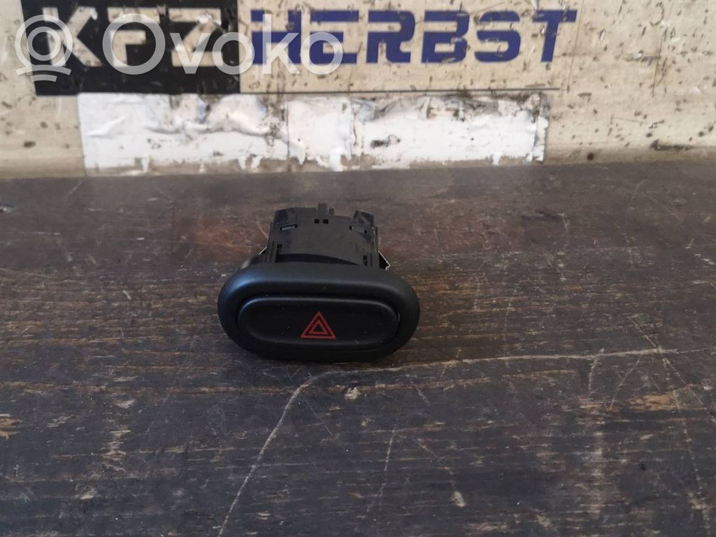 Mini One - Cooper F56 F55 Interruttore luci di emergenza 