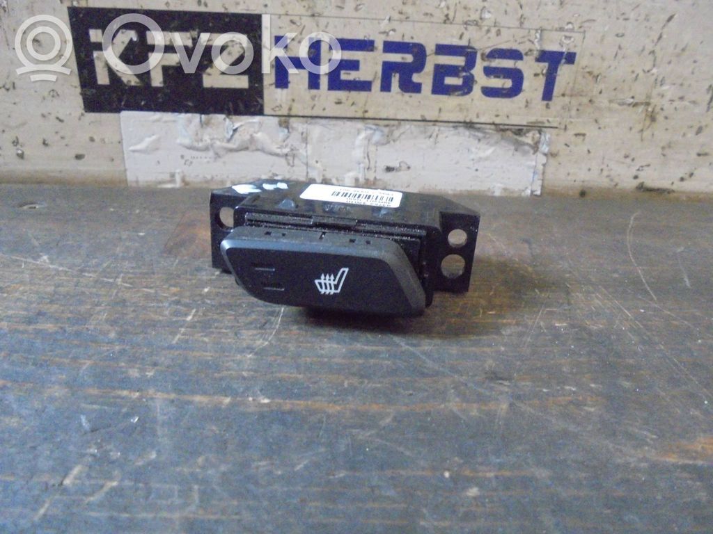 Hyundai i40 Interruttore riscaldamento sedile 