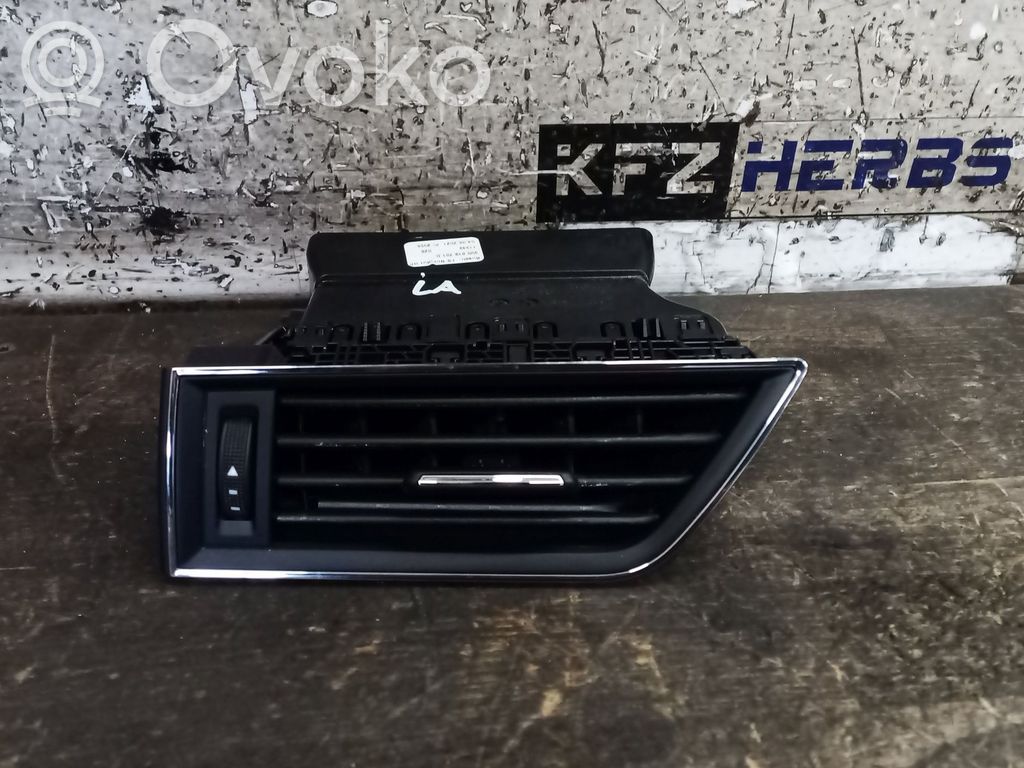 Skoda Superb B8 (3V) Rejilla de ventilación central del panel 