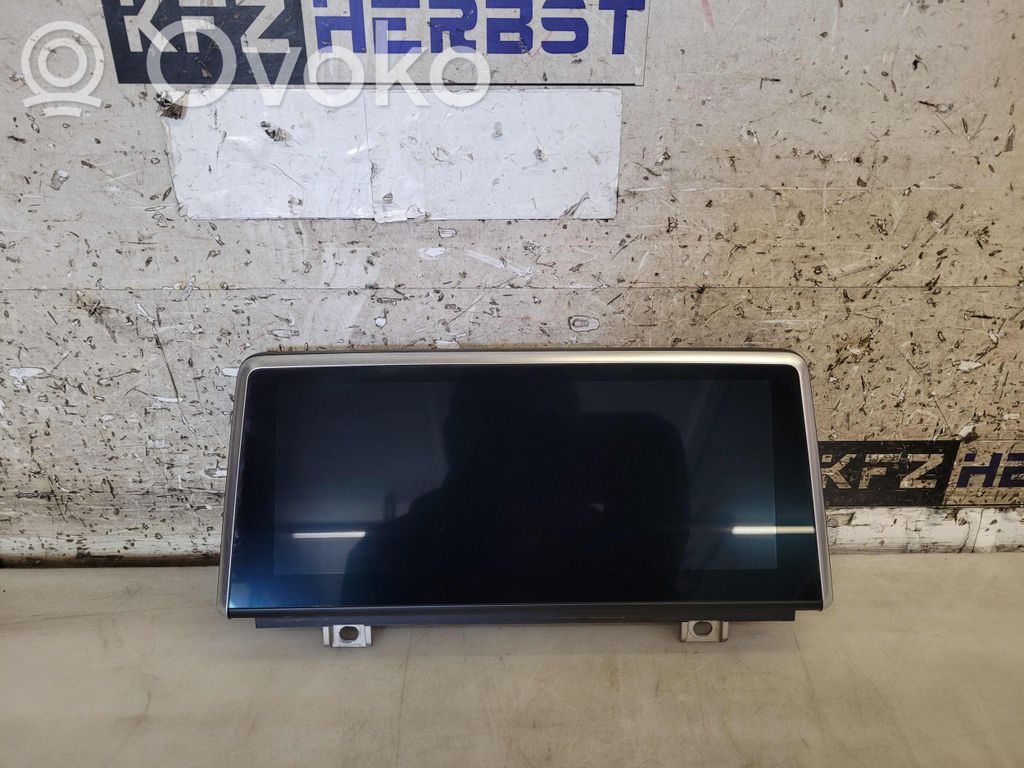 BMW 2 F46 Monitor / wyświetlacz / ekran 