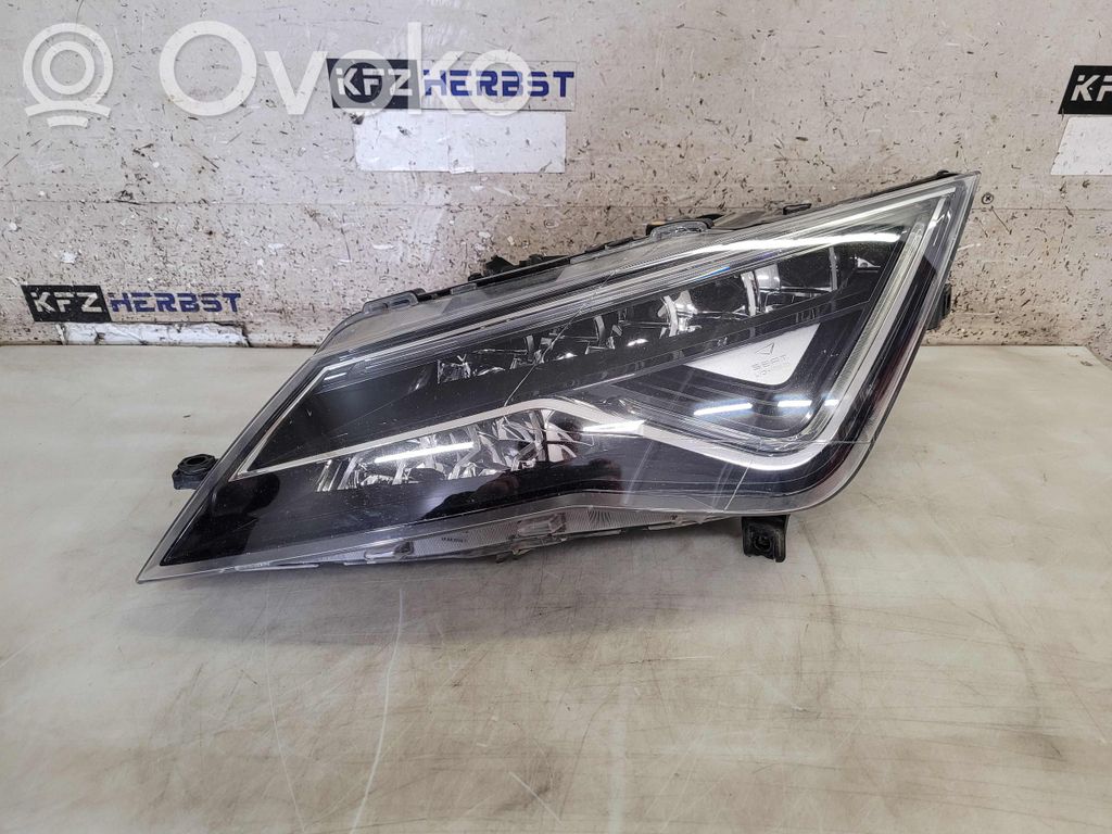 Seat Leon (5F) Scheinwerfer 