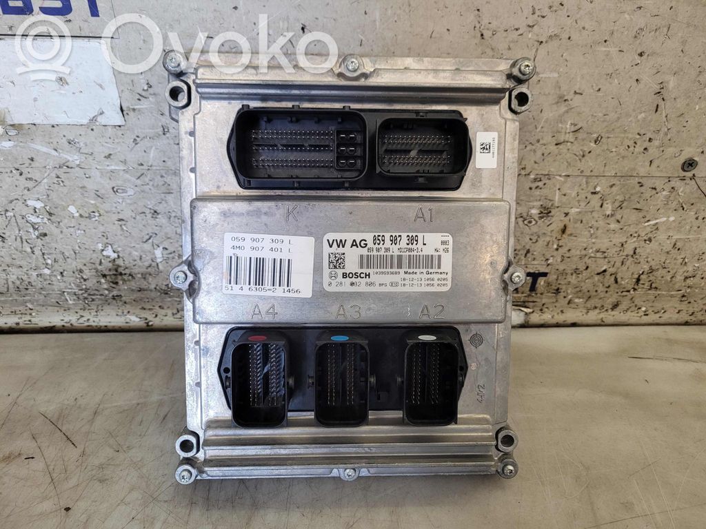Audi Q7 4M Engine control unit/module 