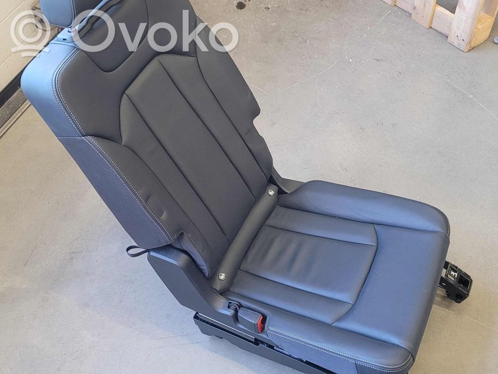 Antra eilė sėdynių   2REIHE,4M0883107E,4M0883901N,QA5,YUX