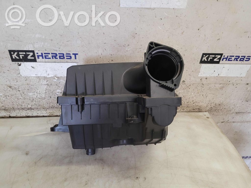 Volkswagen Golf VII Obudowa filtra powietrza 