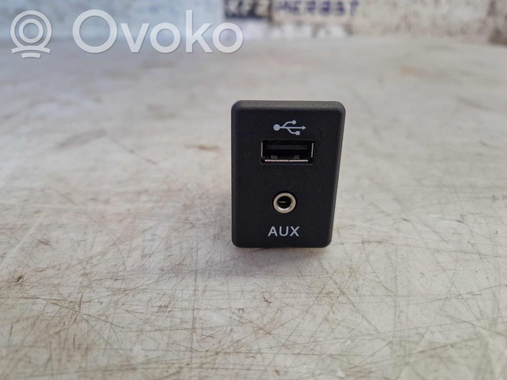 Nissan X-Trail T32 Kit manos libres 