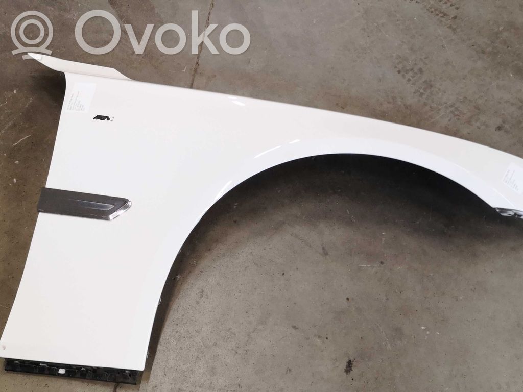 BMW 7 F01 F02 F03 F04 Lokasuoja 