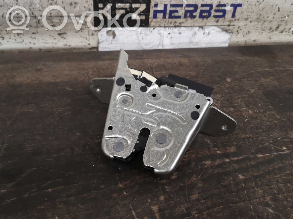Mercedes-Benz C W205 Blocco/chiusura/serratura del portellone posteriore/bagagliaio