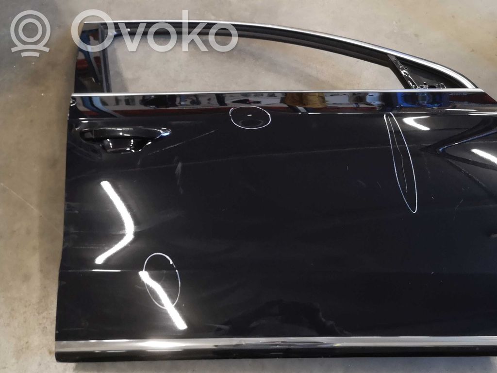 Volkswagen PASSAT B7 Drzwi przednie 
