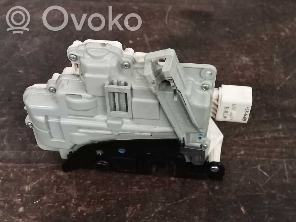 Audi A4 S4 B8 8K Serrure de porte arrière