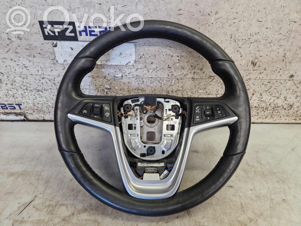 Opel Zafira C Kierownica 