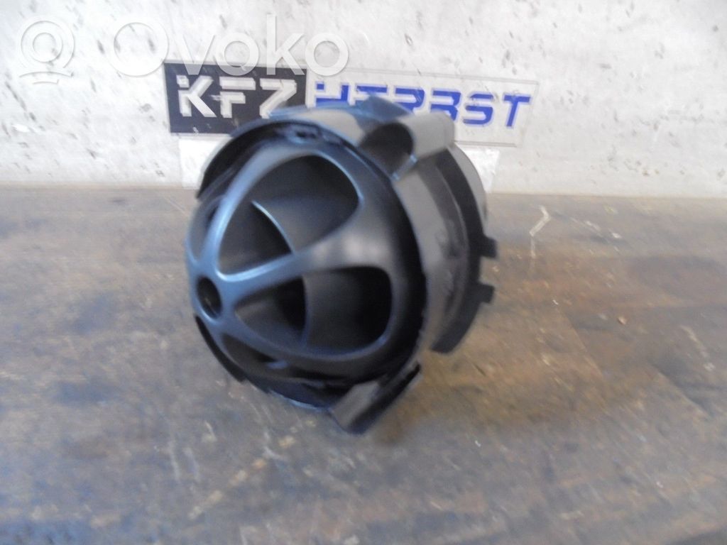 Ford Ka Kita salono detalė 