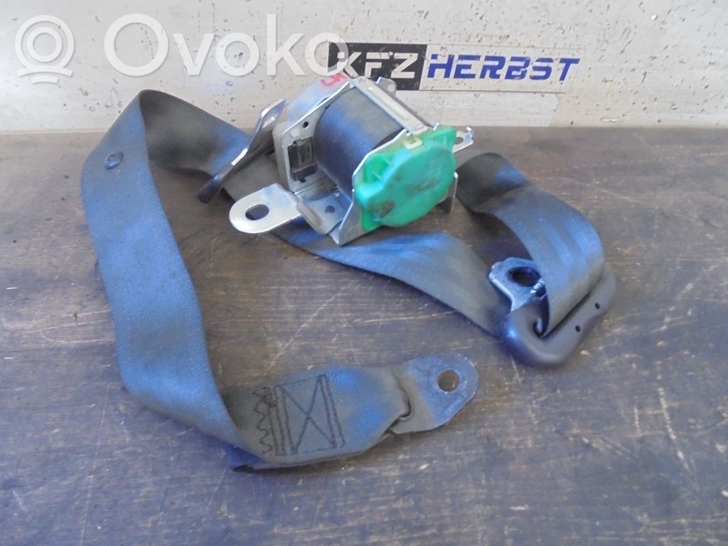 Hyundai i30 Cinturón trasero 