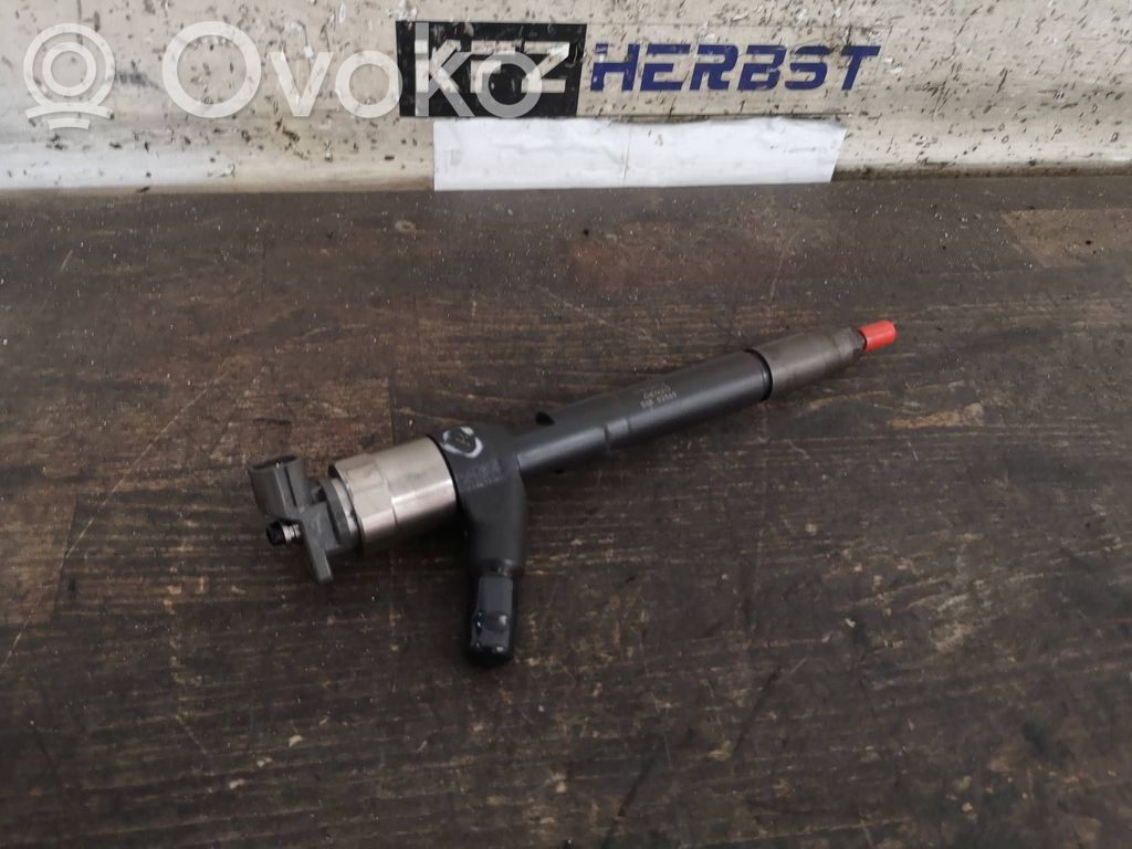 Inyector de combustible   55570012,55570012