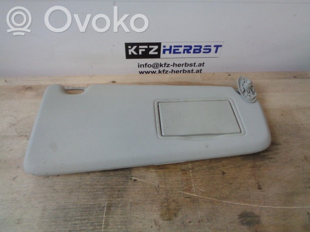 Sun visor