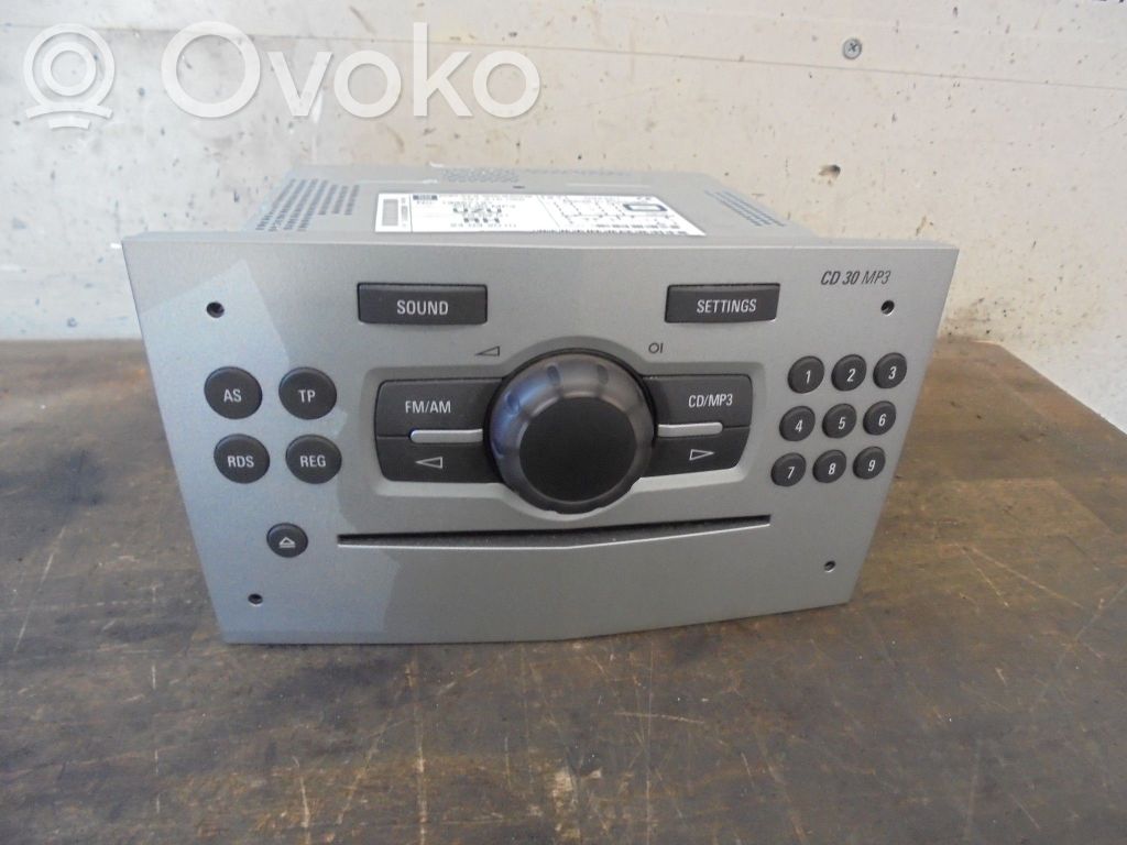 Stacja multimedialna GPS / CD / DVD   13357127,CD30,13357127,CD30