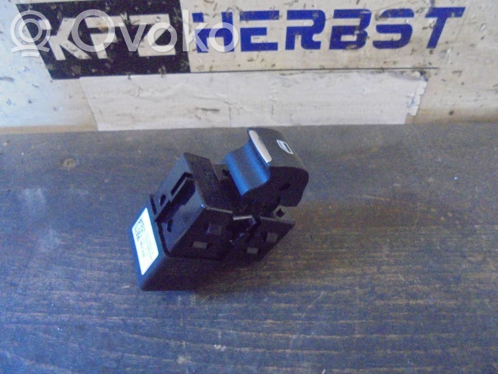 Ford Ecosport Electric window control switch 