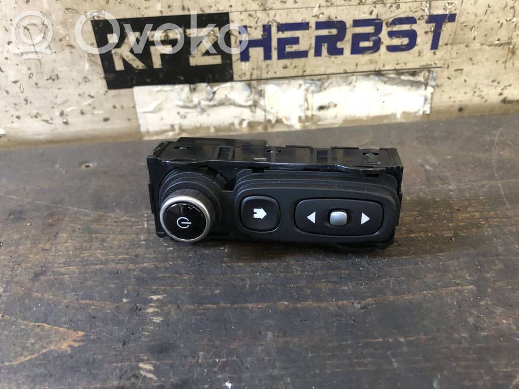 Renault Clio IV Kit hands-free 