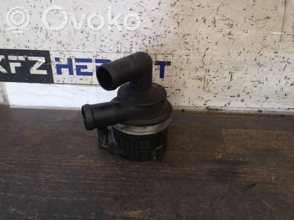 Pompe de circulation d'eau   5N0965561A,5N0965561A