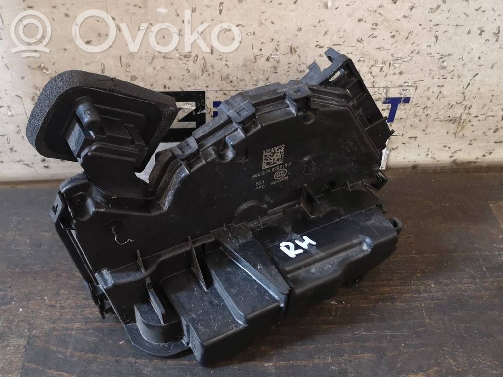 Cerradura de puerta trasera   5TA839016E,5TA839016E