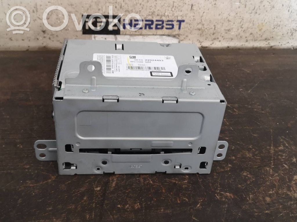 Stacja multimedialna GPS / CD / DVD   22924493,UZZ,22924493,UZZ