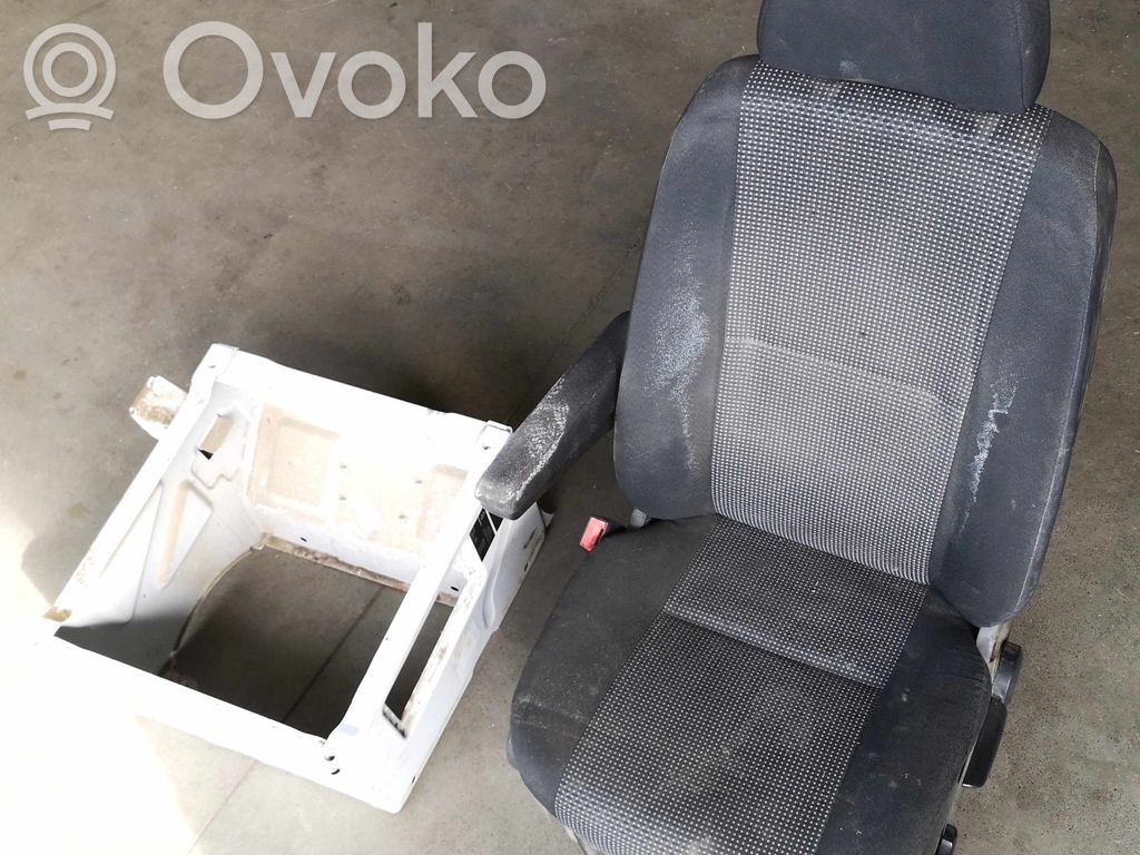 Mercedes-Benz Sprinter W906 Front driver seat 