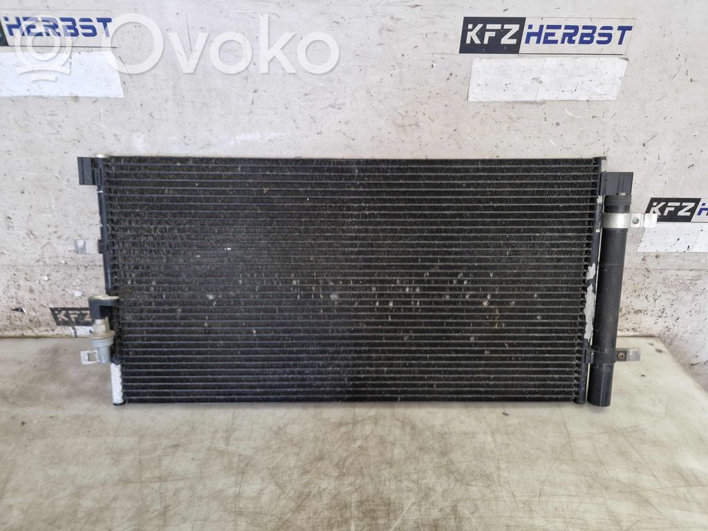 Audi A4 S4 B8 8K Skraplacz / Chłodnica klimatyzacji 