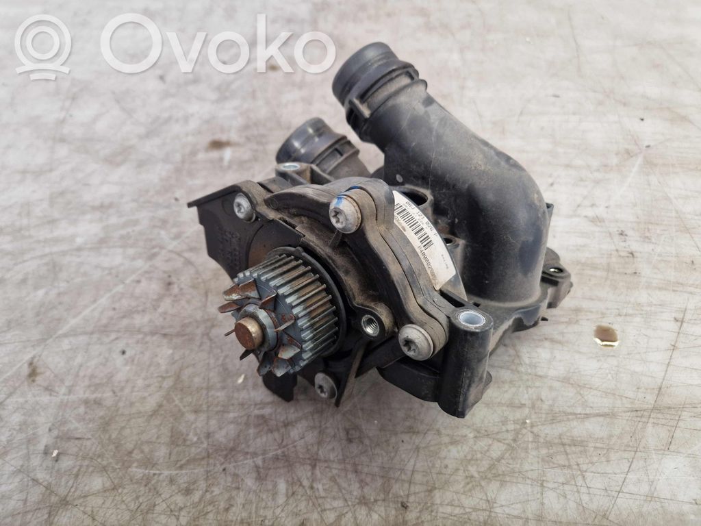 Audi A4 S4 B8 8K Vandens pompa 