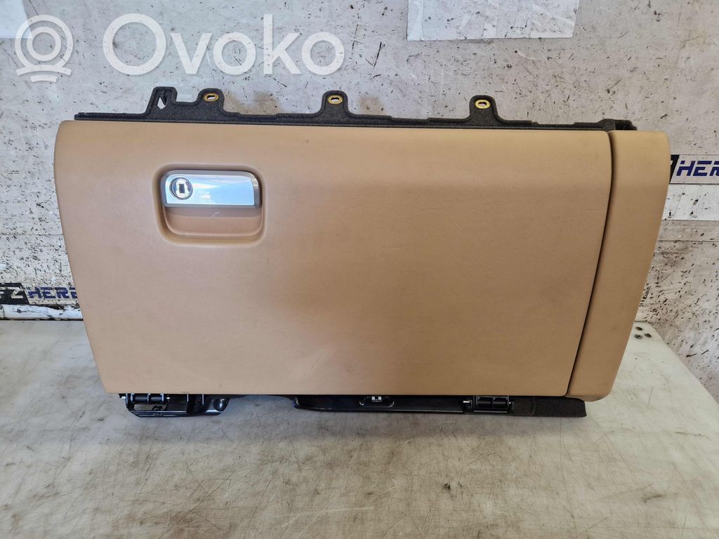 Porsche Cayenne (92A) Daiktadėžė 