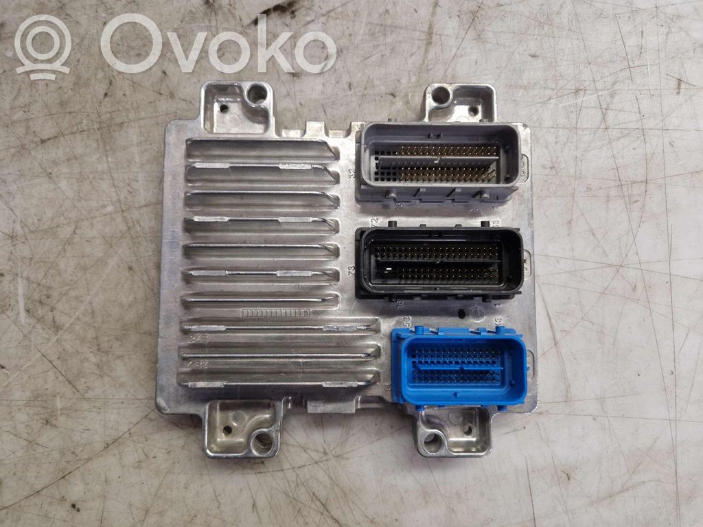 Opel Meriva B Unidad de control/módulo del motor 