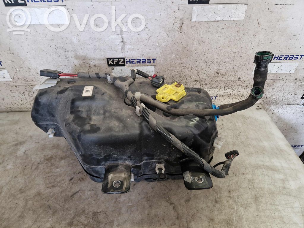 AdBlue skysčio bakelis   GK215J229AD,GK215J229AB,GK215J229AB,GK215J229AD