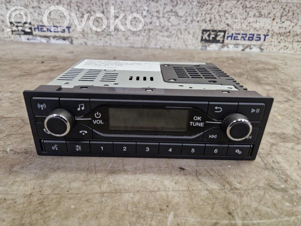 Ford Transit Custom Stacja multimedialna GPS / CD / DVD 