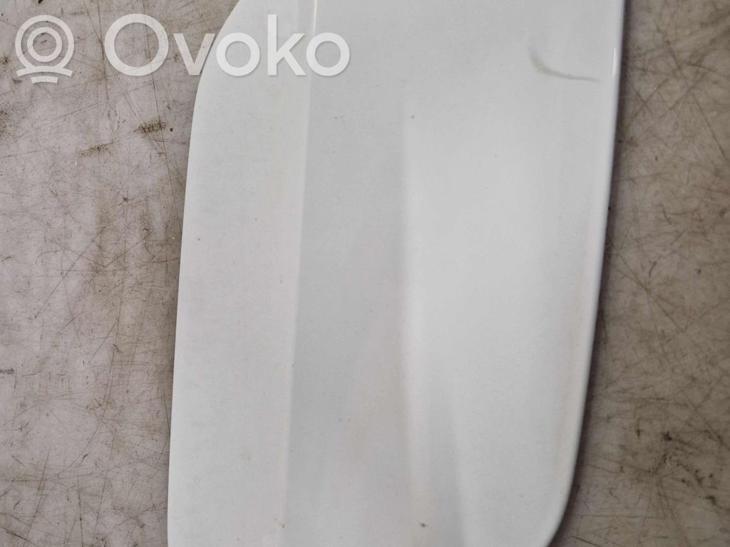 Volkswagen Golf VIII Klapka wlewu paliwa 