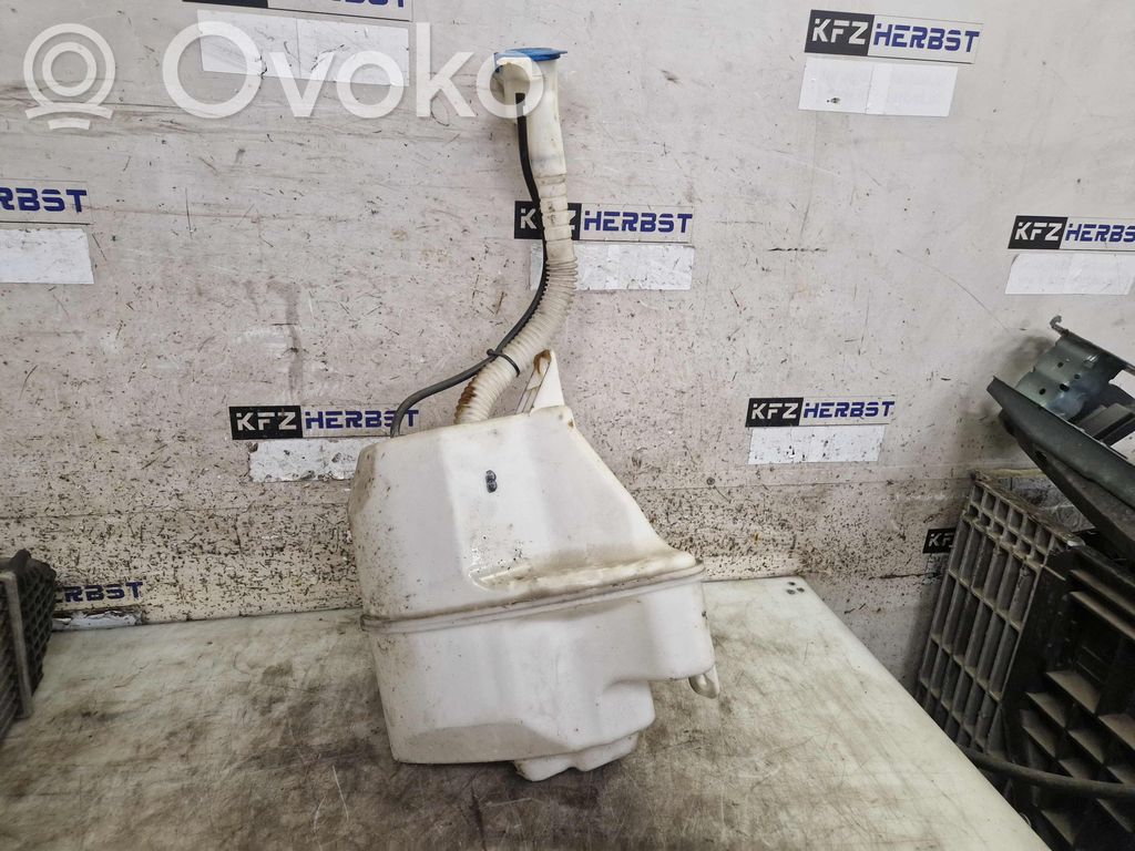 Land Rover Freelander 2 - LR2 Zbiornik płynu do spryskiwaczy szyby przedniej / czołowej 