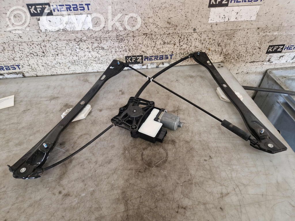 Skoda Fabia Mk3 (NJ) Meccanismo di sollevamento del finestrino anteriore senza motorino 