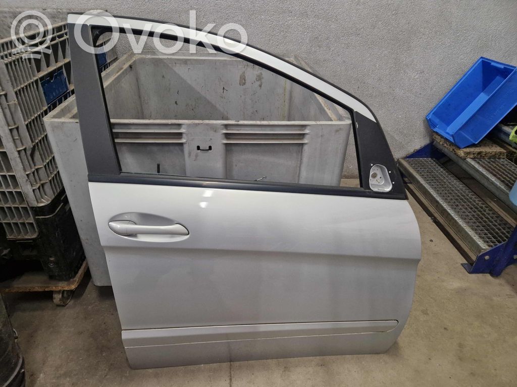 Mercedes-Benz B W245 Drzwi przednie 