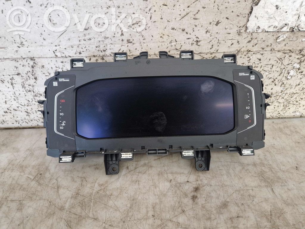 Volkswagen PASSAT B8 Tachimetro (quadro strumenti) 