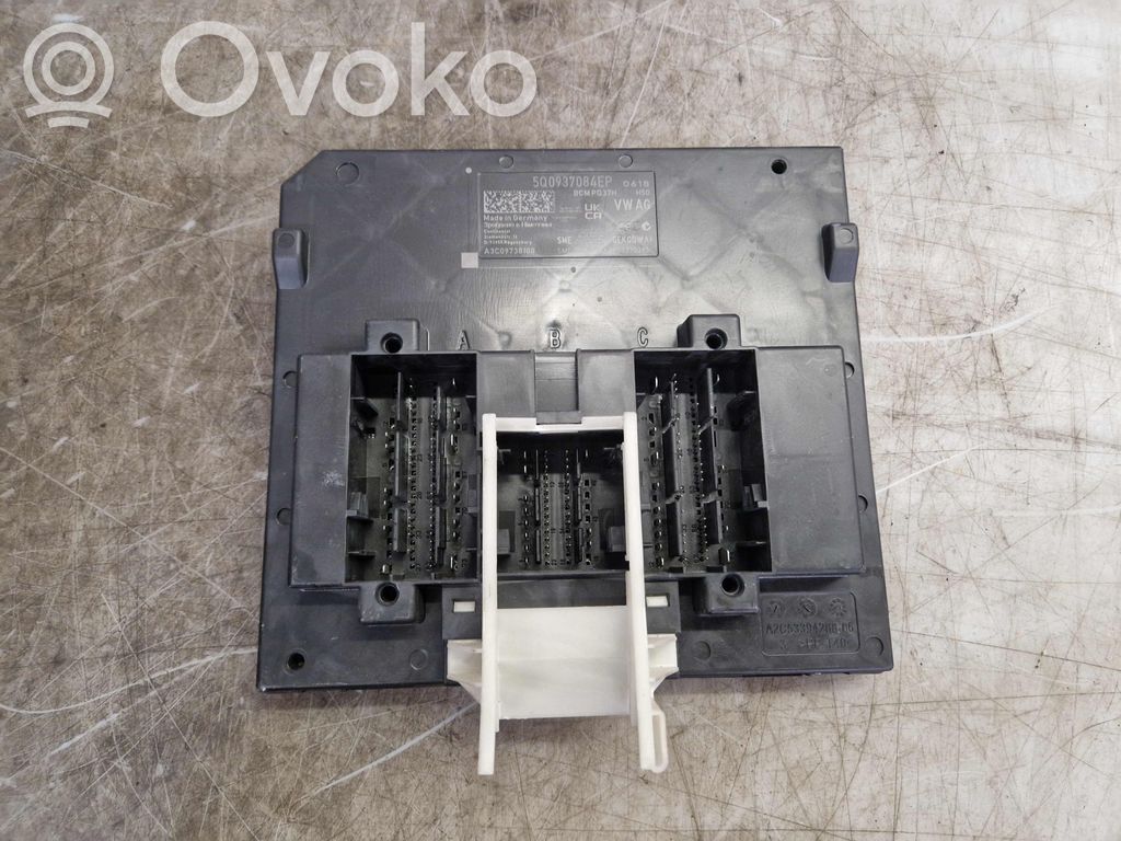 Volkswagen Cross Touran II Other control units/modules 