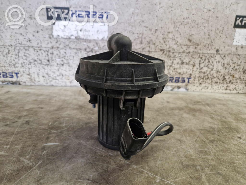 Pompa powietrza wtórnego   079959231A,079959231L,079959231A,079959231L