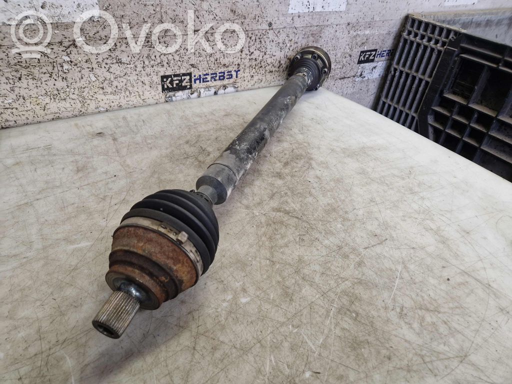 Vetoakseli (sarja)   5Q0407272BN,5Q0407272BN