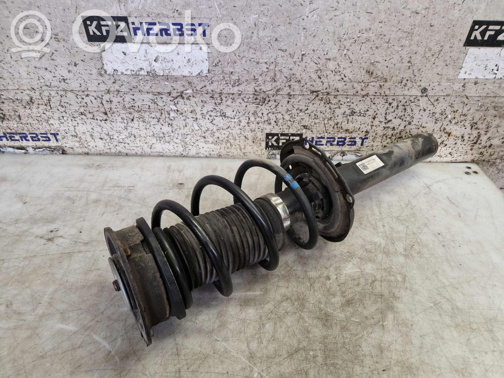 Volkswagen Golf VII Amortisseur avant avec ressort