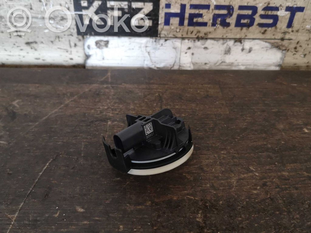 Audi Q4 Sportback e-tron Airbagsensor Crashsensor Drucksensor 