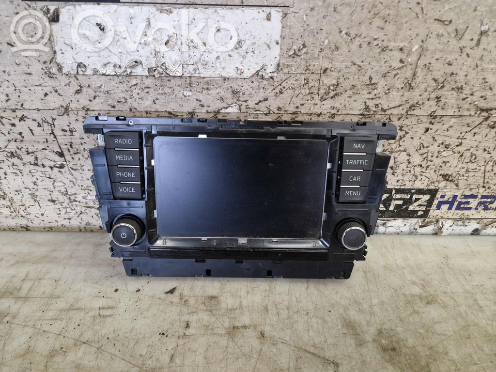 Skoda Rapid (NH) Screen/display/small screen 