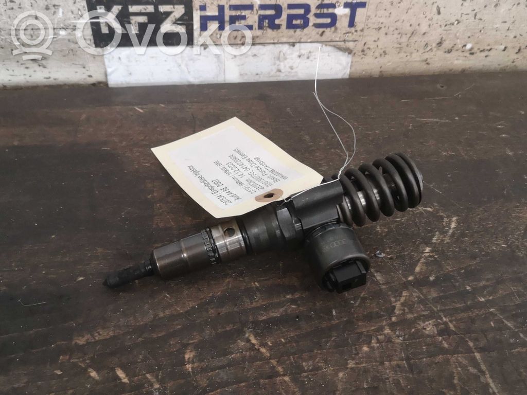 Audi A4 S4 B7 8E 8H Inyector de combustible 