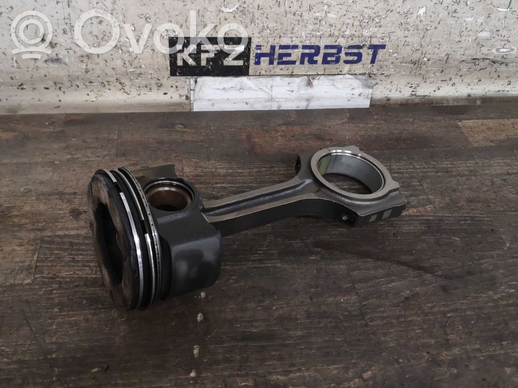 Ford Transit Piston 