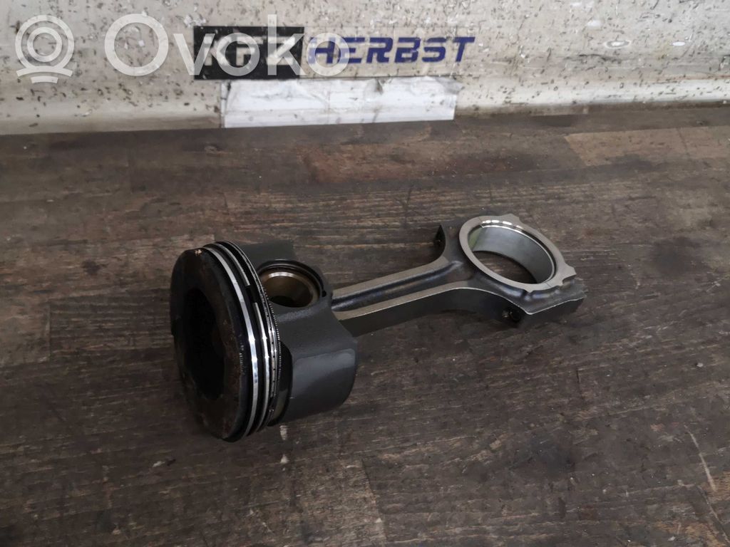 Ford Transit Piston 