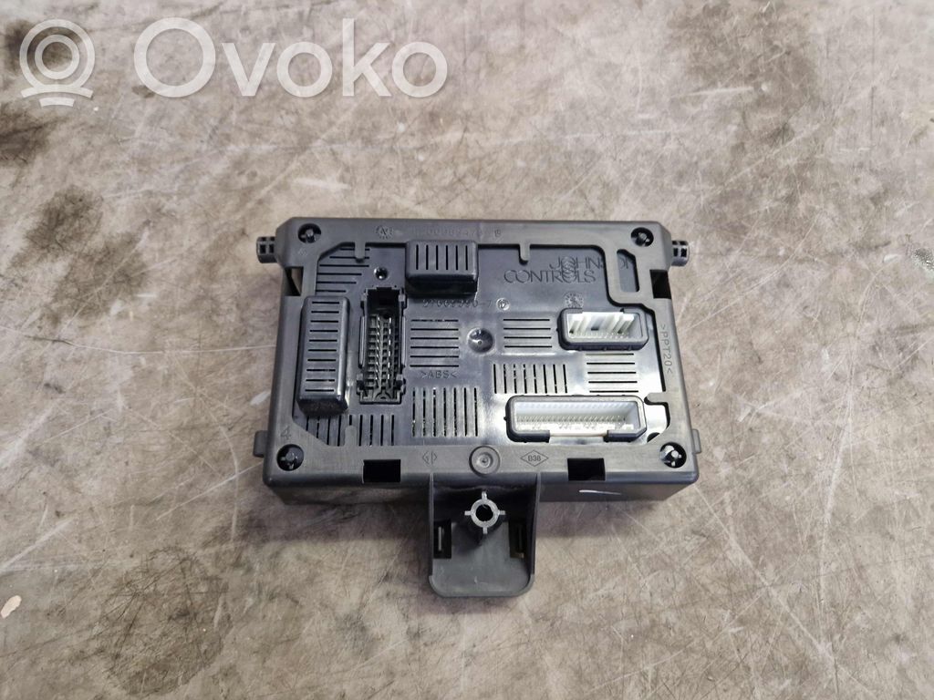 Renault Clio III Autres unités de commande / modules 